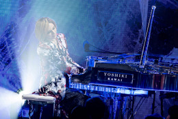 3度目の手術控えるYOSHIKI、痛み堪えディナーショー13公演完走 涙で思い語る「僕たちには生かされている使命がある」 画像