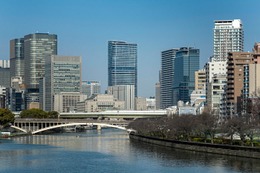 「フォーシーズンズホテル大阪」摩天楼からの景色と上質な食体験が待つラグジュアリー空間でリトリート旅 画像