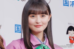 乃木坂46遠藤さくら、ショーパン姿で美脚披露 “彼女感”溢れるドアップ動画にファン悶絶「あざとい」「ドキドキした」 画像