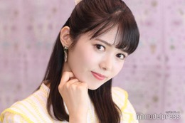 谷尻萌、オフショル×ミニスカで美肌見せ「脚が綺麗」「可愛すぎる」 画像