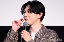 吉沢亮、“知らない世代”の服装＆髪型再現に戸惑い「不安は正直ありました」【ぼくが生きてる、ふたつの世界】