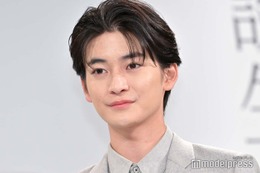 高橋文哉、“人生初”の短髪に 雰囲気ガラリのイメチェンショットに「新鮮」「ビジュよすぎ」と反響相次ぐ 画像