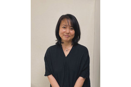 杉田かおる、還暦祝いショット公開 ベテラン女優との意外な関係に「いとことは知らなかった」「2人ともお綺麗」と反響 画像