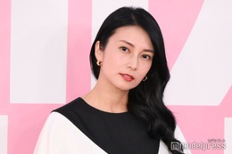 柴咲コウ、ショートヘアに大胆イメチェン「印象違う」「クールビューティー」と話題に 画像