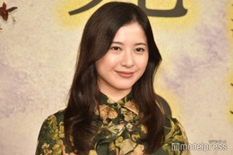 吉高由里子「光る君へ」名シーンの撮影裏話  “キラキラ銀粉”は「他の人には見えていない」監督が秘話語る 画像