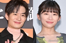 伊藤沙莉、岡田将生をお祝い「虎に翼」2ショットに反響続々「結婚のお祝いかな？」「素敵な関係性」 画像