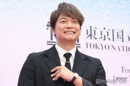 香取慎吾、9年ぶり「FNS歌謡祭」で瞬間最高視聴率獲得 ドラマ現場に“御礼差し入れ”届く「かっこよすぎ」「おめでとう」と反響 画像