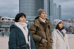 松たか子、多部未華子・松坂桃李・星野源との共演裏側明かす「最高の妹と弟」「安心感がありました」【「スロウトレイン」インタビュー前編】 画像