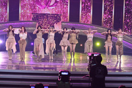 【紅白リハ2日目】TWICEサナ、“3年連続”誕生日に「紅白」リハ出席  出場への喜び語る 画像