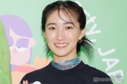 中田クルミ「ゴールデングローブ賞」での着物はフリマアプリで購入「両方ともメルカリで」 画像