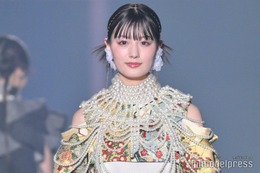 鶴嶋乃愛、美脚大胆披露 着物風ドレスで華やかな装い【TGCしずおか2025】 画像