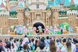 香港ディズニーランド、春の恒例イベント「ダッフィー＆フレンズ プレイ・デイズ」2月21日スタート 画像
