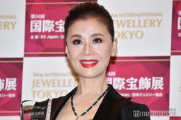 大地真央、夫との2ショット公開「大人なデート」「憧れる」の声 画像