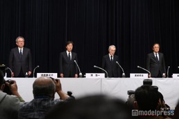 【フジ会見】前代未聞の10時間半実施で日付跨ぎ、深夜2時半に終了 記者400人以上が殺到 画像