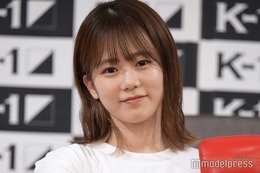 川口葵、黒タイツで美脚透け 私服ショットに反響「脚長い」「スタイル良すぎ」 画像
