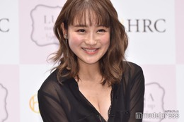 鈴木奈々、美バストドアップショットに反響 身長＆体重も公表「自分でもビックリ」