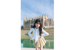 乃木坂46筒井あやめ、制服風衣装でフレッシュさ溢れる 1st写真集先行カット第7弾解禁【感情の隙間】 画像