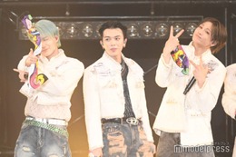 DXTEEN「サツコレ」初出演「チョコミントよりも札幌」「札幌ぽろぽろそぼろ」独特挨拶で沸かす【サツコレ2025S/S】 画像