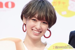 南明奈、長男と桜を眺める手繋ぎ親子ショット公開「同じ動きしてるの可愛い」の声 画像
