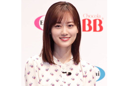 山下美月、“1番の夢”を叶えた一人旅SHOTに反響「パリ×美月ちゃん最高」「充実してて楽しそう」 画像