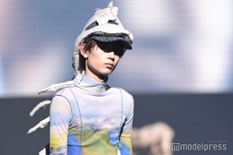 水沢林太郎、タイトトップスで抜群スタイル際立つ【TGC香川2025】