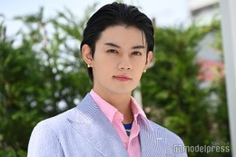 佐野勇斗、オールバックで雰囲気ガラリ インスピレーションを受けている“存在”明かす【ラルフ ローレン ザ ハンプトンズ ガーデン】 画像