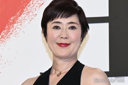 寺島しのぶ、息子との寝そべりショット公開「綺麗なお顔」「そっくり」の声