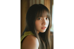 乃木坂46海邉朱莉、あふれる透明感＆印象的な表情で魅せる！グループ加入直後の等身大の姿を披露