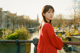 浜辺美波、25歳記念写真集決定 撮影地はオランダ「前作からの時の流れを楽しんで」