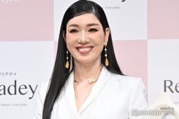 アンミカ、毎日実践している美脚ルーティン公開「参考になる」「真似します」と反響 画像