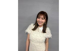 新山千春、娘との2ショットに反響「美人親子」「笑顔そっくり」 画像