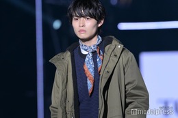 兵頭功海ら「下剋上球児」メンバー4人でディズニーへ「激レアショット」「お揃い可愛い」の声