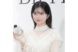 桜田ひより、久々インスタ更新！透明感あふれる微笑みSHOTに反響「美しすぎて眩しい」「癒される！」