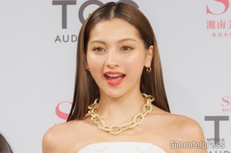 ゆきぽよ、美デコルテ際立つチューブトップ姿公開「着こなしオシャレ」「ヘルシーで素敵」と反響