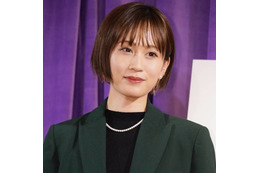 前田敦子、抜群スタイルのドレスSHOTにファンうっとり「お顔ちっさいー！！！」「美人すぎない？」