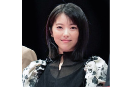 浜辺美波、可憐な振袖姿の思い出SHOTをファン絶賛「可愛さと美しさが大渋滞」「キュンです」