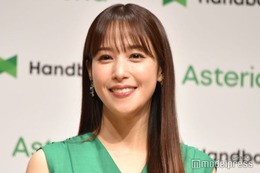 鷲見玲奈、娘との2ショットに反響「共感」「2人とも可愛い」