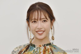 舟山久美子（くみっきー）家族でディズニー満喫 顔出しショットに「美男美女」「癒やされる」の声