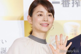 石田ゆり子、ばっさりショートで印象ガラリ「そんじょそこらの男子より短い」