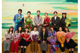 川栄李奈主演「ダメマネ！」涙と笑いのクランクアップ 安田顕・山田涼介ら総勢14人が想い語る 画像