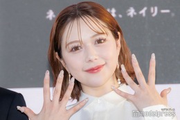 村重杏奈、SEXYスリットから美脚スラリ「大胆でかっこいい」「大人っぽい」と反響
