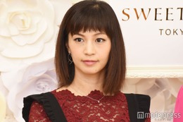 安田美沙子、次男との2ショット公開「微笑ましい親子」の声 画像