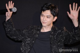 吉沢亮、客席に降り立つ「本物です！」“今日だけの姿”で登場＆黄色い歓声飛ぶ【「ババンババンバンバンパイア」FC限定試写会】 画像