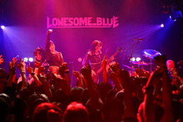 【独自コメント到着】Lonesome_Blue、3周年記念ライブを開催！12月の関東ライブハウスツアー開催もサプライズ発表