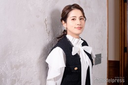 永島優美アナ、父・永島昭浩氏との2ショットで美脚披露「ペアコーデ素敵」「仲良し親子」の声 画像