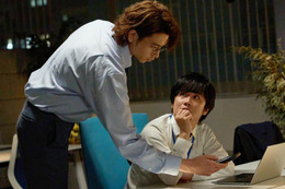 【40までにしたい10のこと 第1話】雀（風間俊介）、慶司（庄司浩平）にひみつのリスト見られる 年の差オフィスラブストーリー開幕 画像