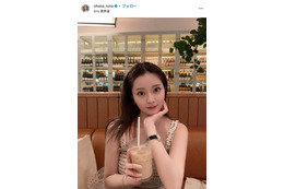 美女インフルエンサー・山本月、婚約発表 お相手とのキス写真も公開「幸せな人生を歩んでいこうと思います」 画像