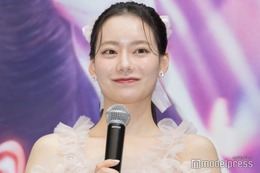 なごみ、すっぴんからのメイク動画公開「お肌ツヤツヤ」「透明感すごい」と話題 画像