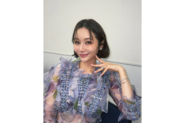 宮崎麗果、ワンショル＆ミニスカで美スタイル披露「綺麗すぎる」「憧れ」の声 画像