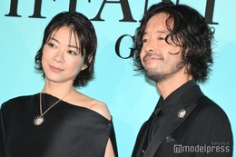 上野樹里＆和田唱、夫婦でイベント登壇 距離感気遣う姿も【ティファニー銀座 オープニングイベント】 画像